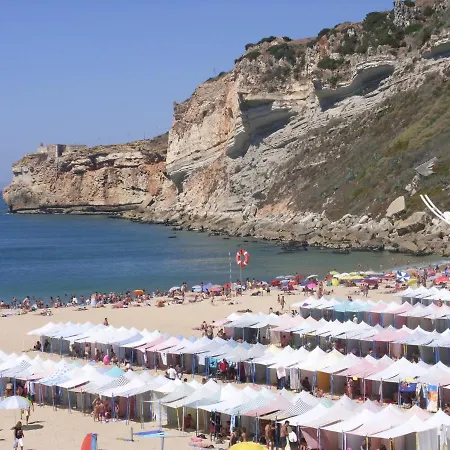 Проживание в семье Apt Nazare *