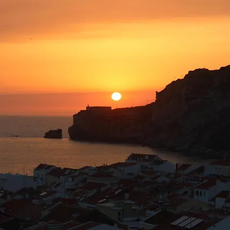 Apt Nazare בית אירוח *